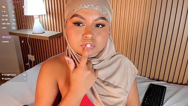 jasmyne_anbar's cam snapshot