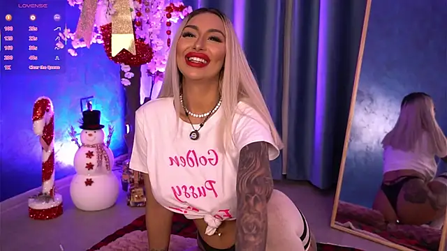 GoldenAmber live sex cam