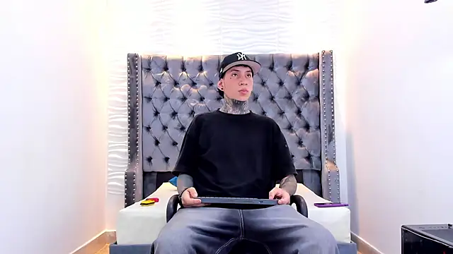 DANTE_ARMSTRONG live sex cam