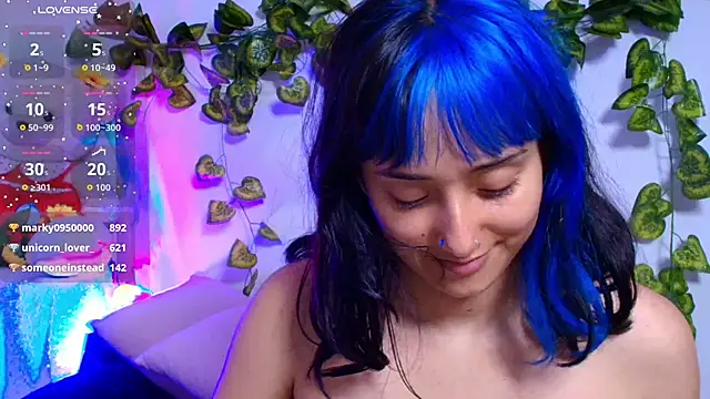 tati_cardenas's cam snapshot