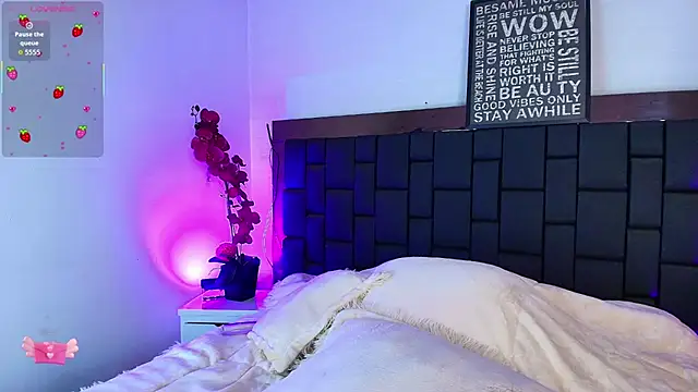 Lexi_Howard_'s cam snapshot