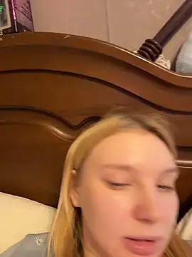 AmmyHot live sex cam