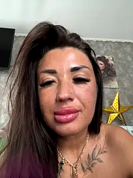 RuslanaXX live sex cam