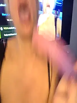 SpicyVicky live sex cam