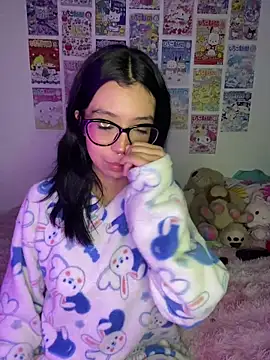 Valen-Foxx1's cam snapshot