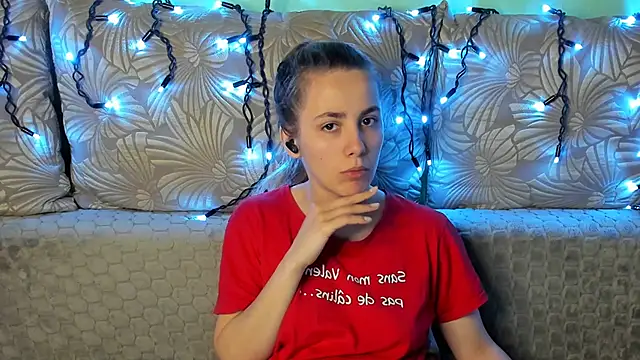 MaggieCake's cam snapshot