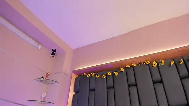 LisaMendez's cam snapshot