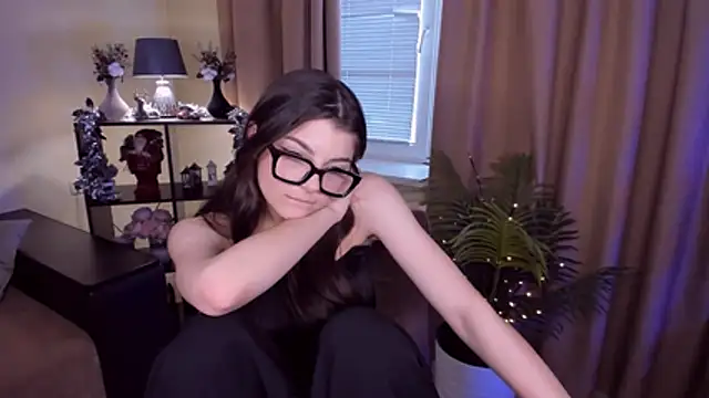 StellaBest's cam snapshot