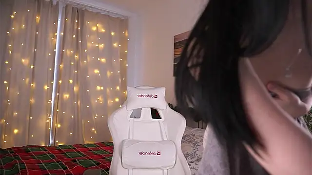 bombaleylo's cam snapshot