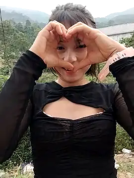 linda_bae00's cam snapshot