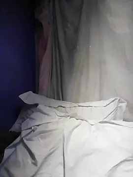 Honey_bun06's cam snapshot