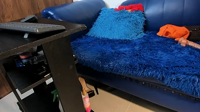 Mature_Skinny live sex cam