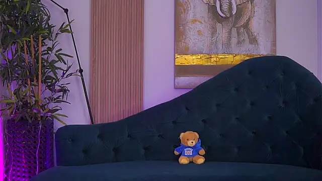 LaraSynn's cam snapshot