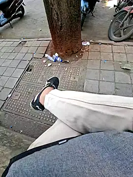 Exhibitionist1508 live sex cam