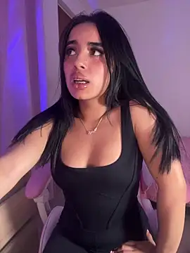 Emily-14's cam snapshot