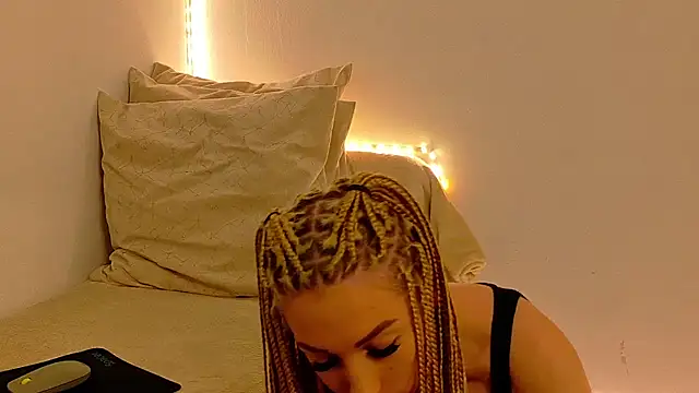 Sia_a's cam snapshot