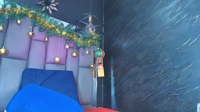 Roxana_gomez's cam snapshot