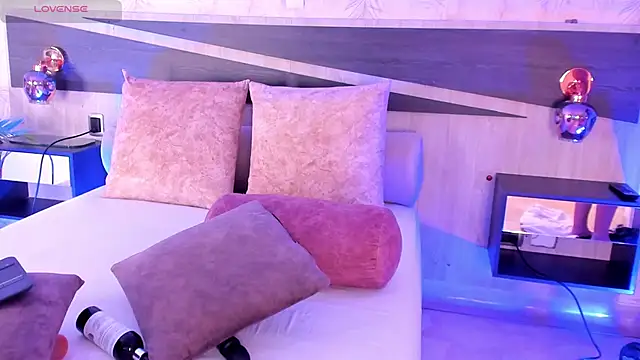 Adaa_Stone's cam snapshot