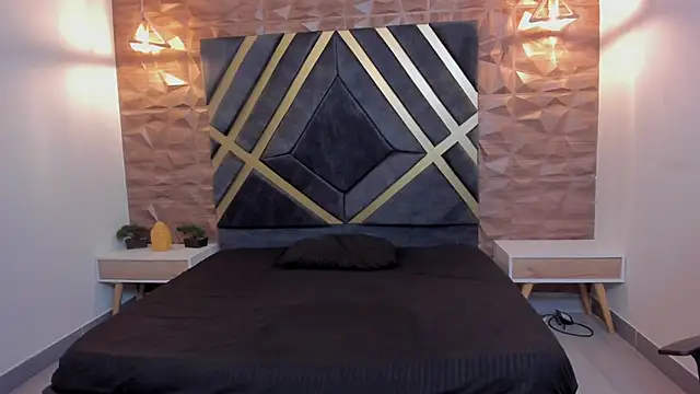 Alana_cox_'s cam snapshot