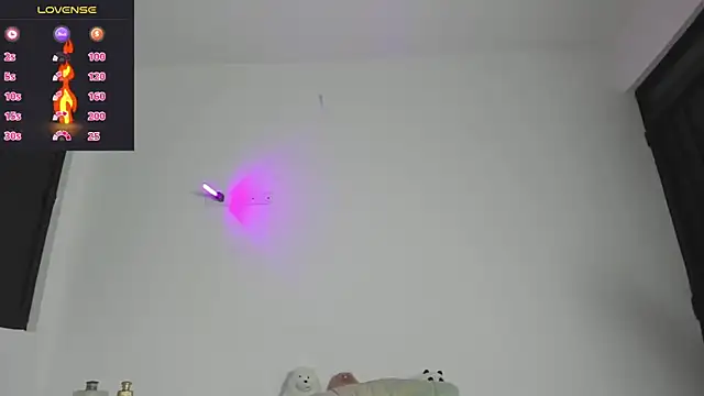 Benjamin_Buster live sex cam