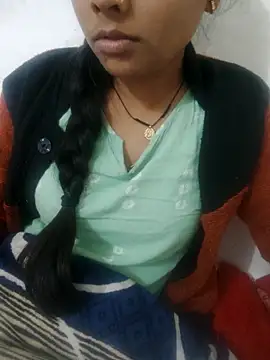 Vaani_Cutie live sex cam