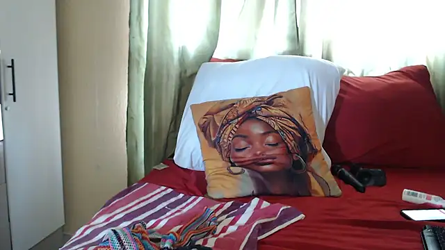 Foxybrownxx1 live sex cam