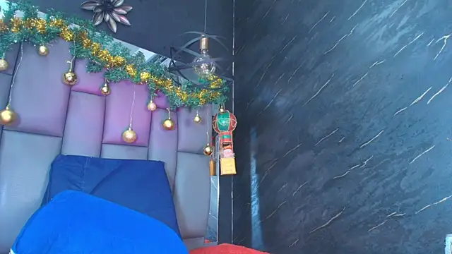 Roxana_gomez's cam snapshot