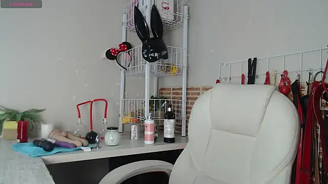 _adahara_queen live sex cam