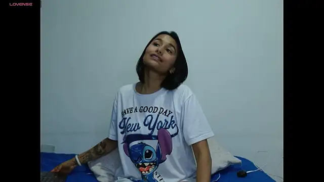 Gia_Lee's cam snapshot