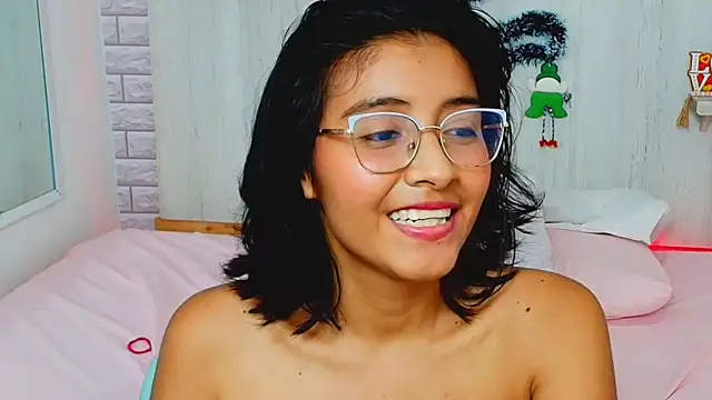 KATY_LOWERY's cam snapshot