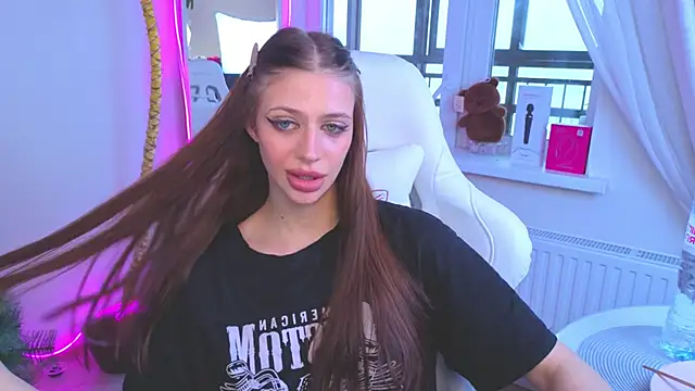 Daria_Promisess's cam snapshot