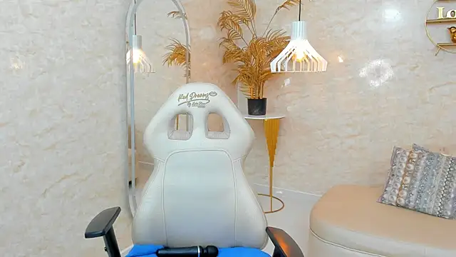 LYA_SWEETX's cam snapshot