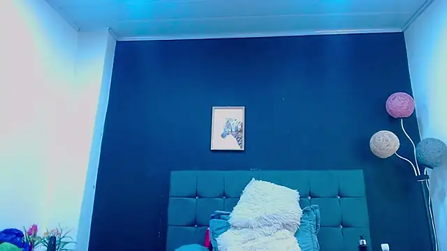 mia_xx1's cam snapshot