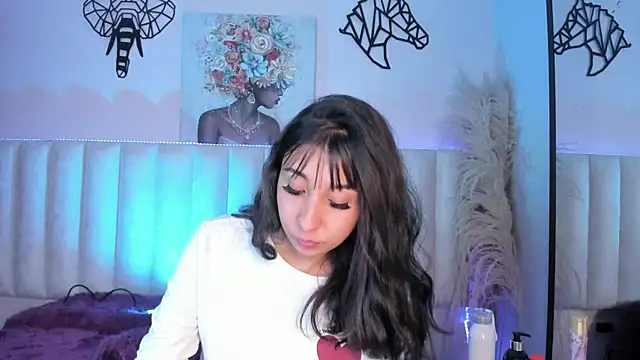 Isabella_Crofts's cam snapshot