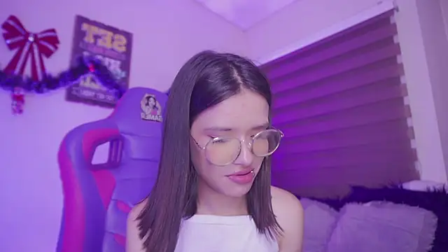 Lana_Dreams_'s cam snapshot