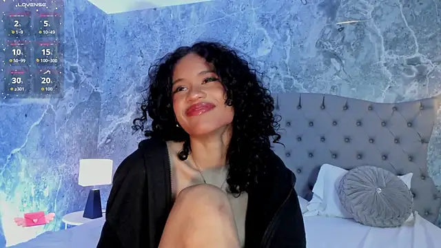 Aprillbrunette's cam snapshot