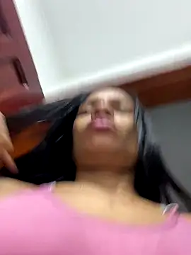 Luna025's cam snapshot