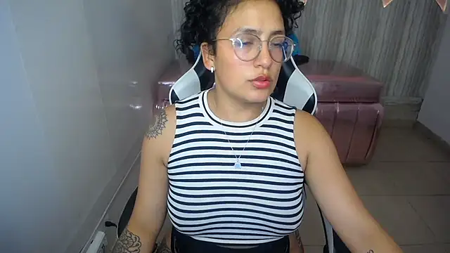 tamara_brown_t live sex cam