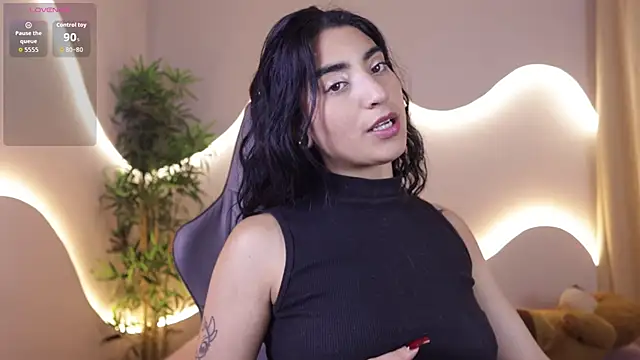 Emma_Lirys's cam snapshot