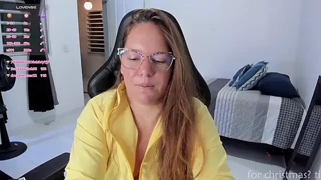 tamy_shine87's cam snapshot