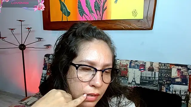 naihroby's cam snapshot