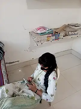 Kavya-collage's cam snapshot