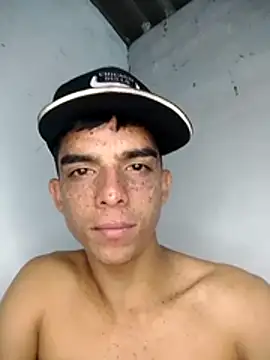 JaiderYeuriel live sex cam