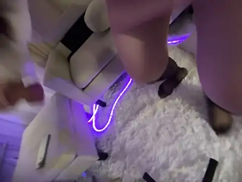 Luna88- live sex cam