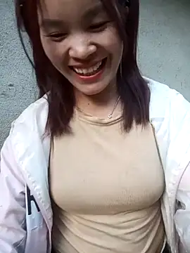 nangmo's cam snapshot