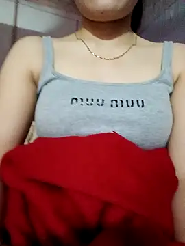 LucyyLy's cam snapshot