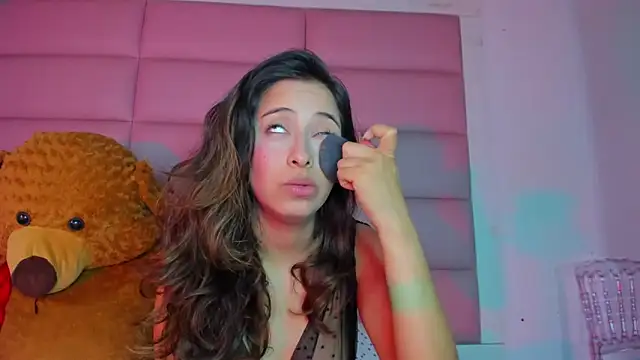 little-Emma live sex cam