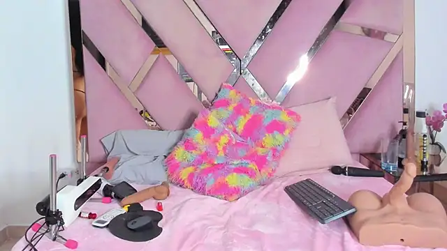 Freyaht's cam snapshot