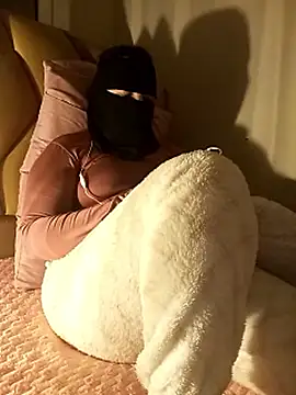 LONA-_-'s cam snapshot