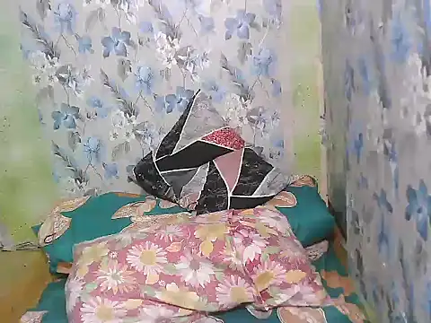 Smilinglovely's cam snapshot